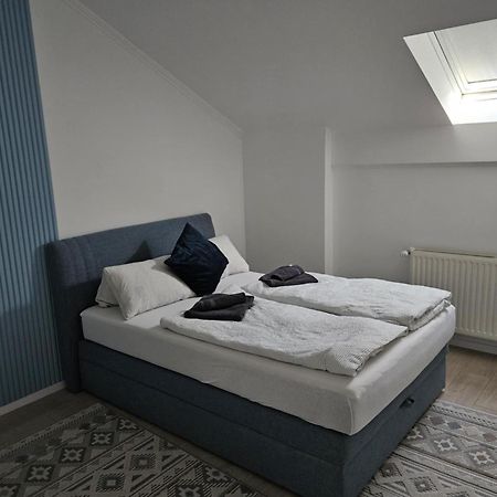 Berzsenyi Apartmanhaz Kaposvár Kültér fotó