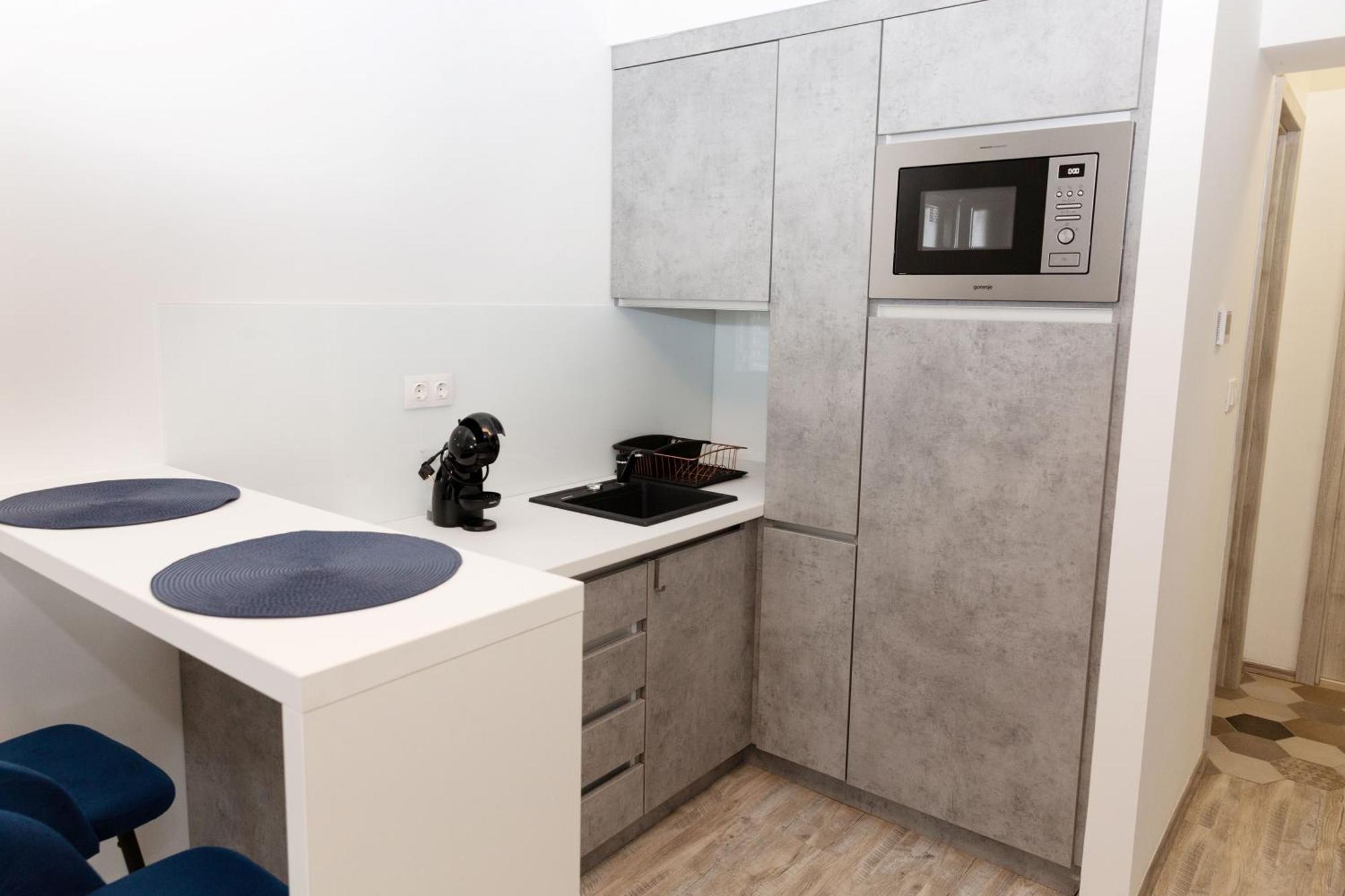 Berzsenyi Apartmanhaz Kaposvár Kültér fotó