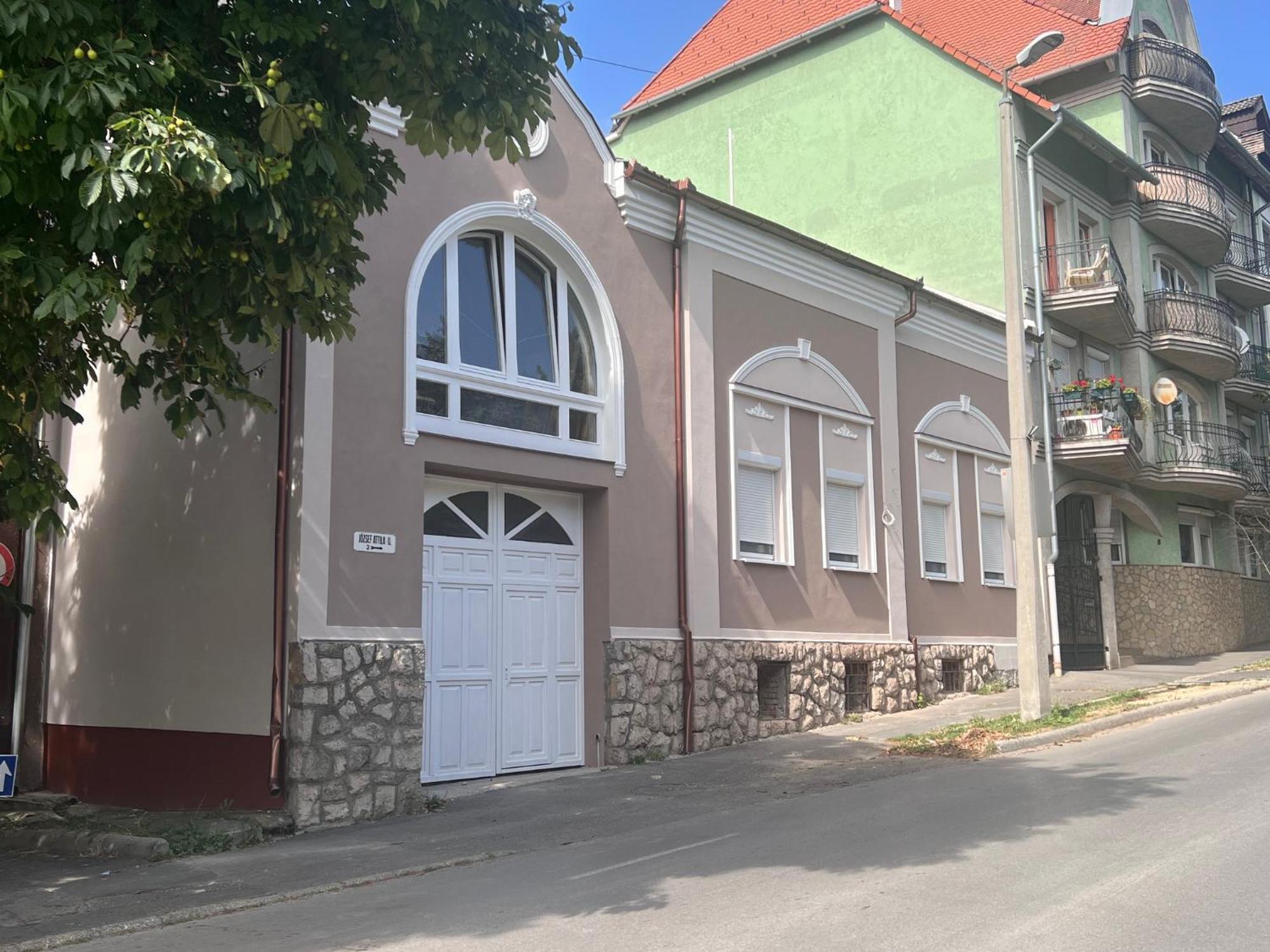 Berzsenyi Apartmanhaz Kaposvár Kültér fotó